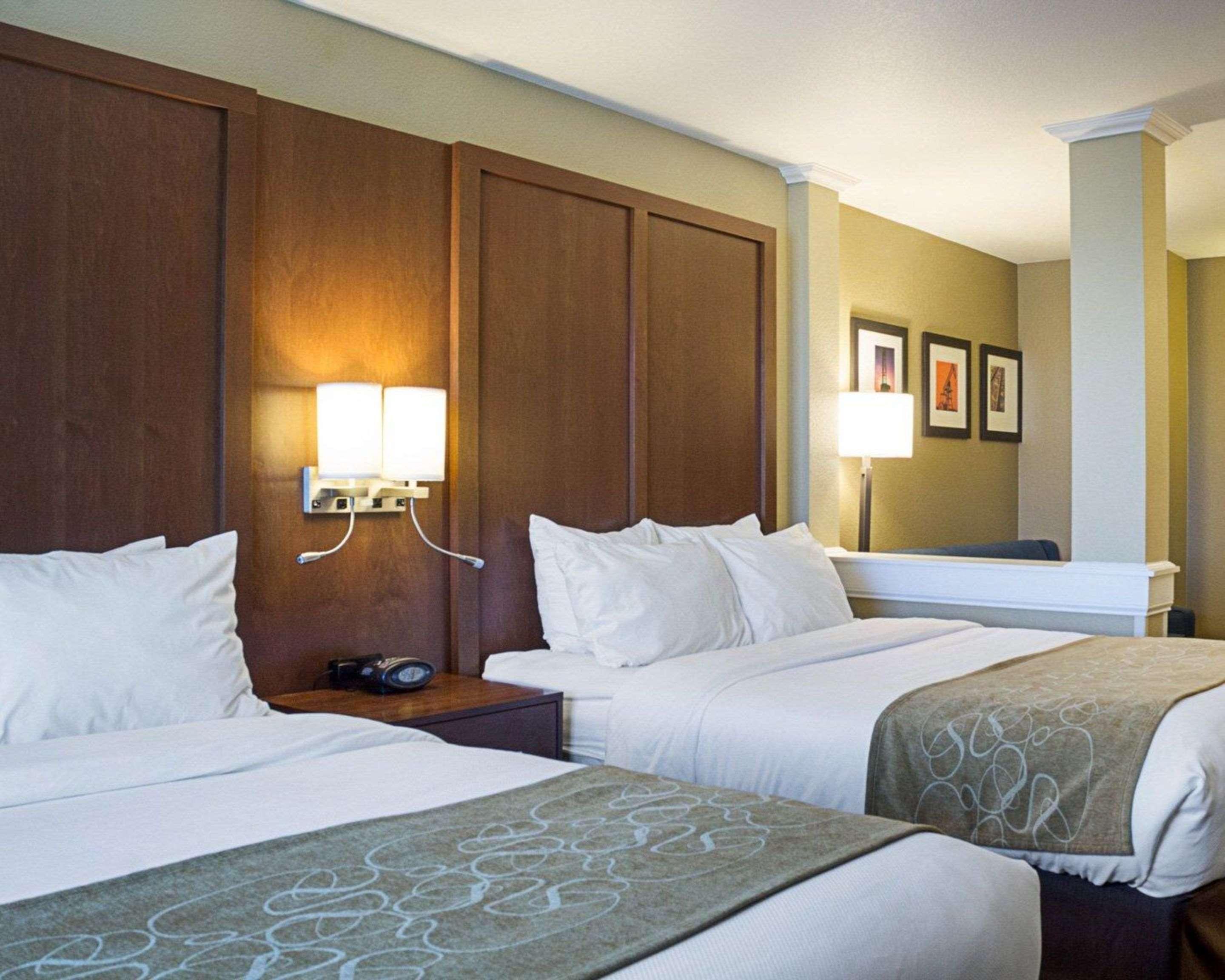 Comfort Suites Minot Buitenkant foto