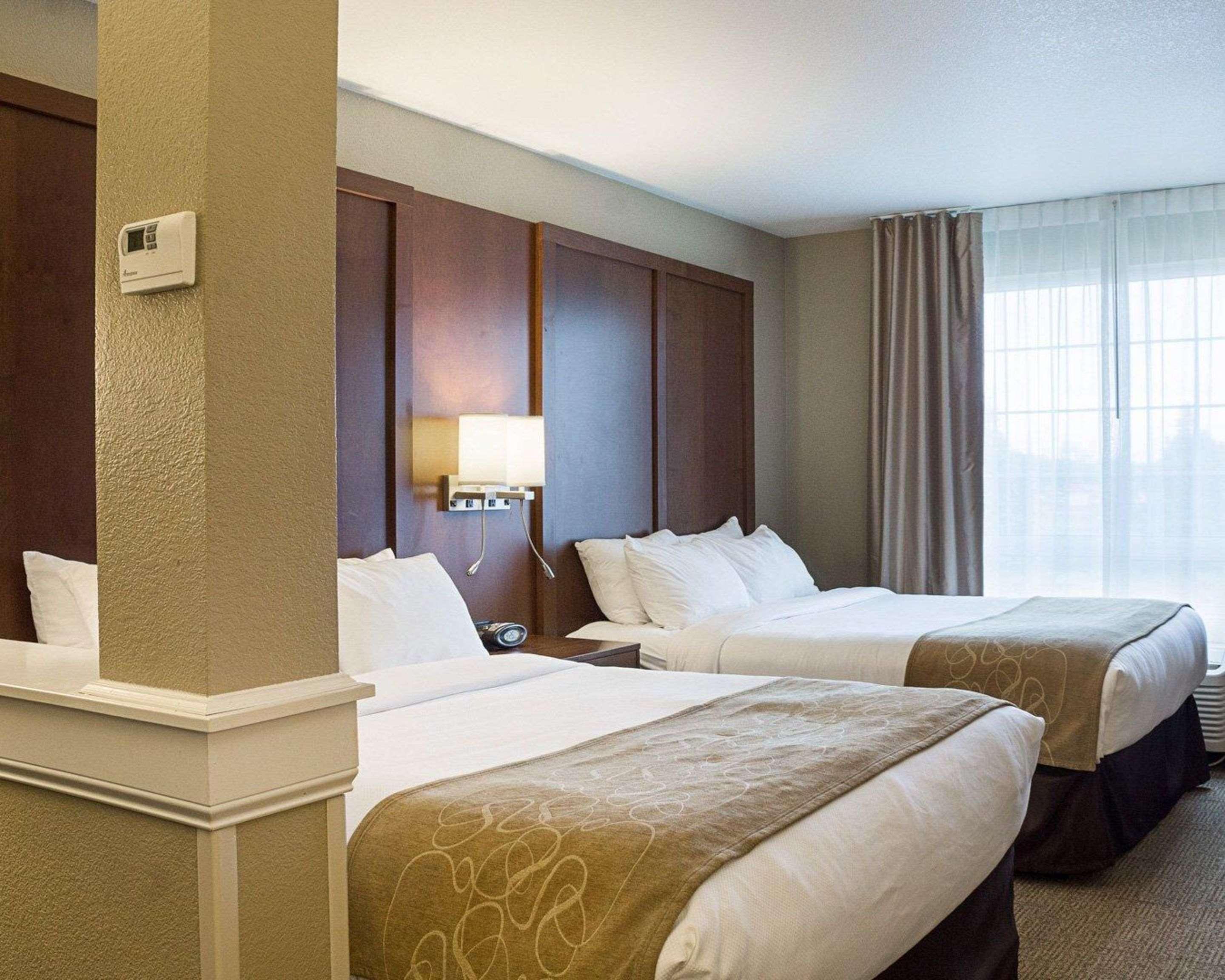 Comfort Suites Minot Buitenkant foto