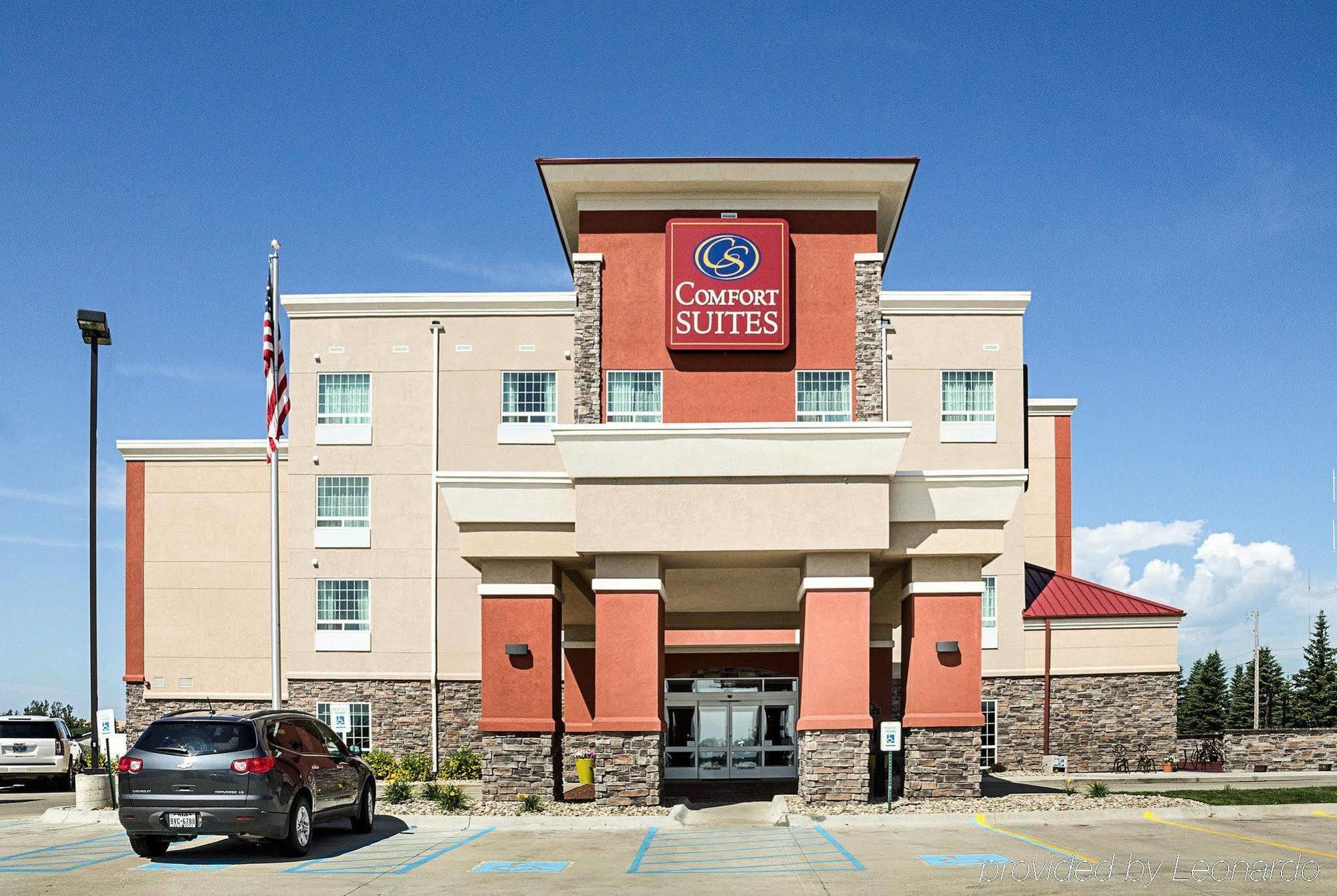 Comfort Suites Minot Buitenkant foto