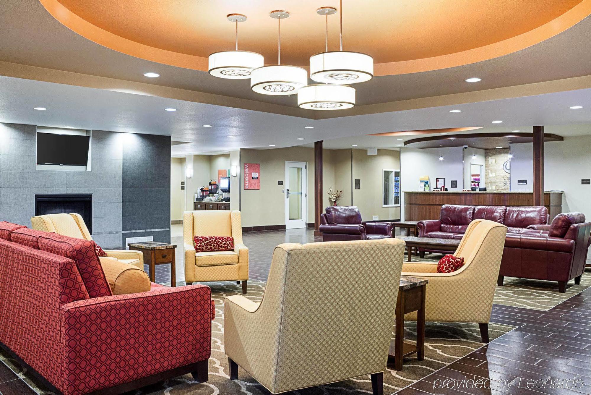 Comfort Suites Minot Buitenkant foto